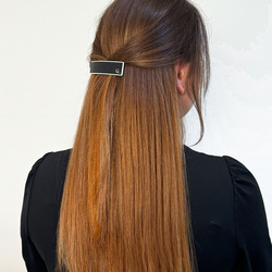 G Barrette square black:  (© Great Lengths)